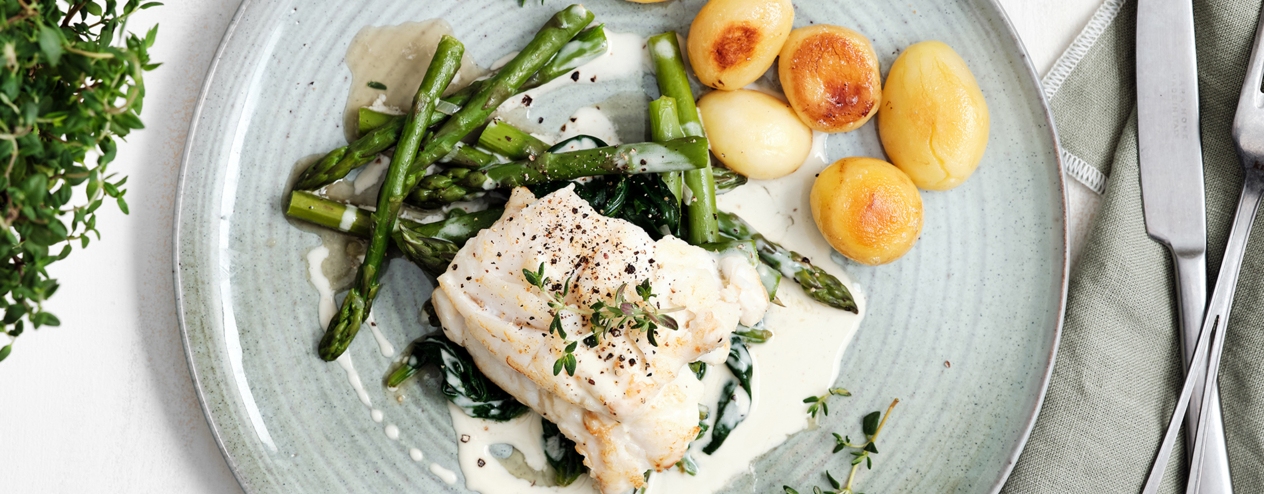 Filet de cabillaud au vin blanc